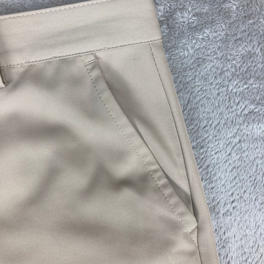 IZOD Golf Classic Mens 36 Beige Shorts Flat Front Casual Active - Picture 4 of 14